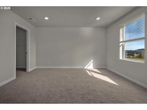 9212 SE Azalea Street Happy Valley OR 97086