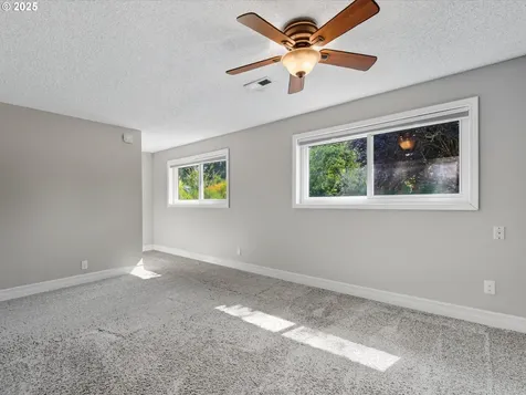 806 NW 94th Street Vancouver WA 98665