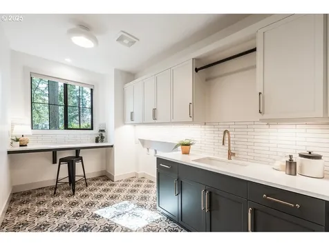 850 York Road Lake Oswego OR 97034