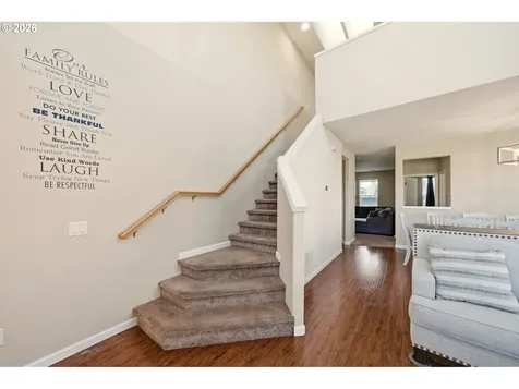 19437 Provisioner Court Oregon City OR 97045
