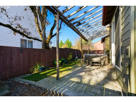 19437 Provisioner Court Oregon City OR 97045