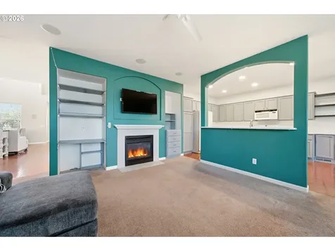 19437 Provisioner Court Oregon City OR 97045
