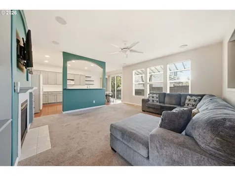 19437 Provisioner Court Oregon City OR 97045