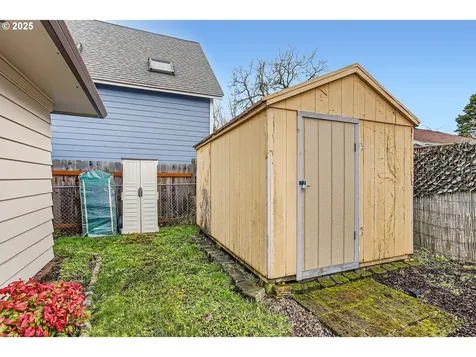 704 E 29th Street Vancouver WA 98663