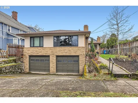 704 E 29th Street Vancouver WA 98663