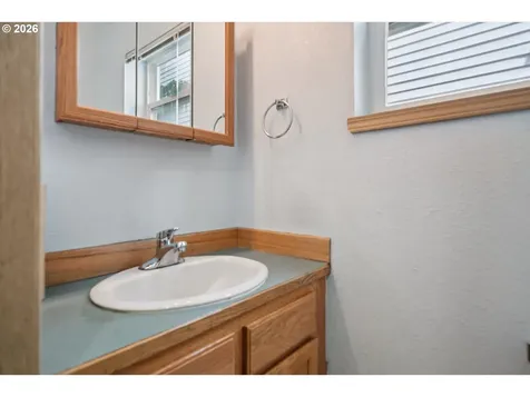 7633 N Drummond Avenue Portland OR 97217