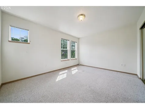 7633 N Drummond Avenue Portland OR 97217