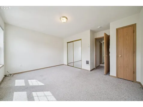 7633 N Drummond Avenue Portland OR 97217