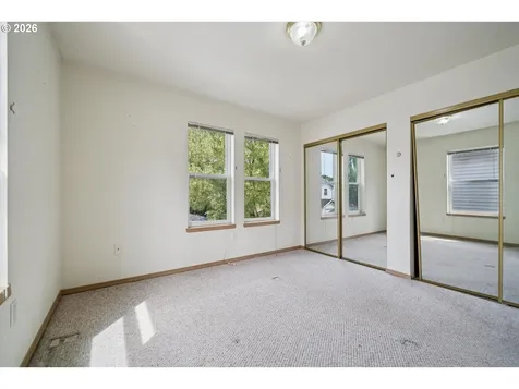 7633 N Drummond Avenue Portland OR 97217