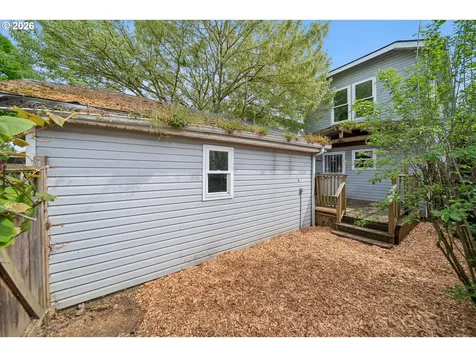 7633 N Drummond Avenue Portland OR 97217