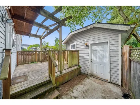 7633 N Drummond Avenue Portland OR 97217