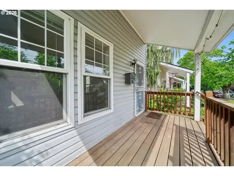 7633 N Drummond Avenue Portland OR 97217