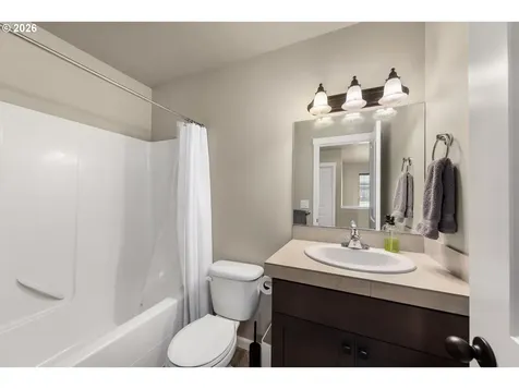 10907 NE 44th Street Vancouver WA 98682