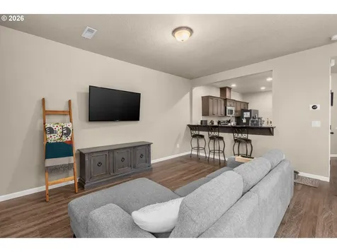 10907 NE 44th Street Vancouver WA 98682
