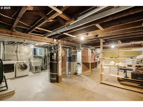1106 SE 50th Avenue Portland OR 97215