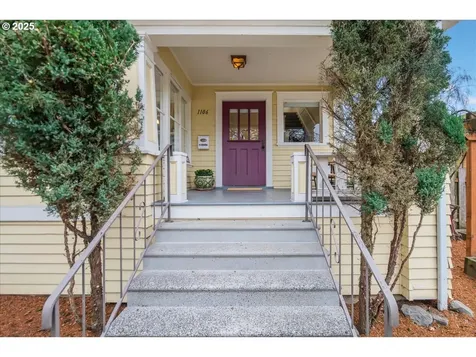 1106 SE 50th Avenue Portland OR 97215