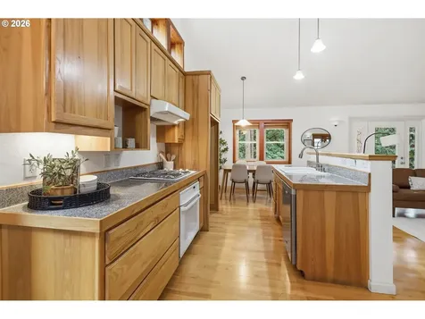 3026 Hendricks Hill Drive Eugene OR 97403