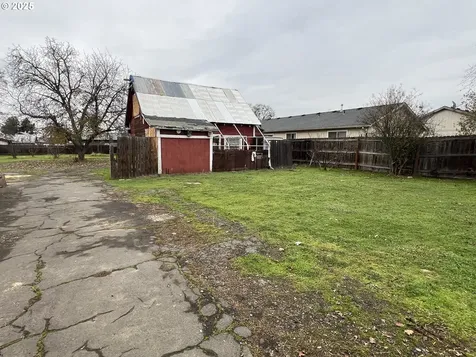 734 Alder Street Medford OR 97501