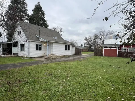 734 Alder Street Medford OR 97501
