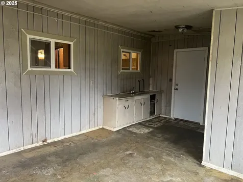 734 Alder Street Medford OR 97501