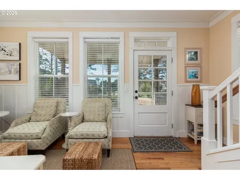 617 SW 27th Way Lincoln City OR 97367
