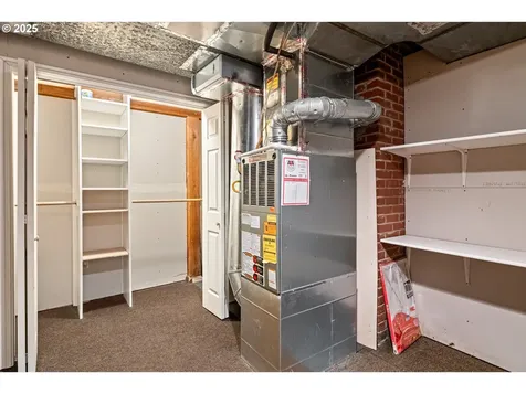 11102 NE Beech Street Portland OR 97220