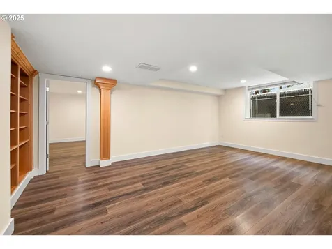 11102 NE Beech Street Portland OR 97220