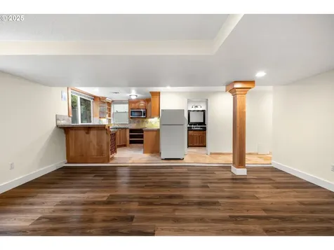 11102 NE Beech Street Portland OR 97220