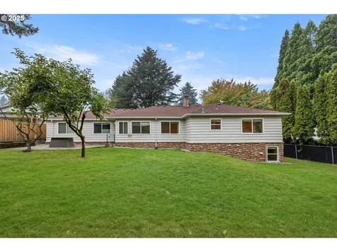11102 NE Beech Street Portland OR 97220