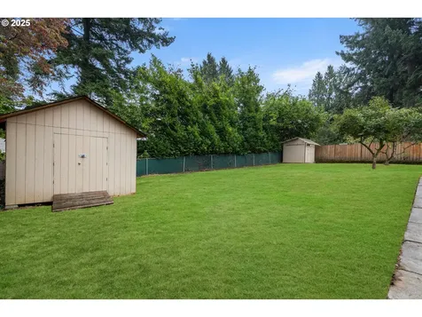 11102 NE Beech Street Portland OR 97220