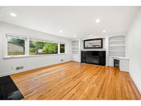 11102 NE Beech Street Portland OR 97220