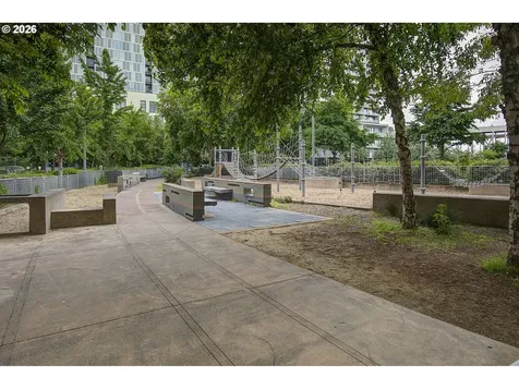 1150 NW Quimby Street Portland OR 97209