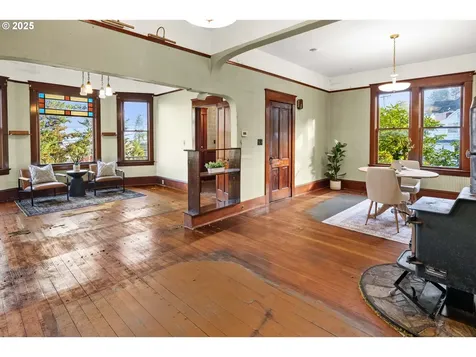 3393 Harrison Avenue Astoria OR 97103