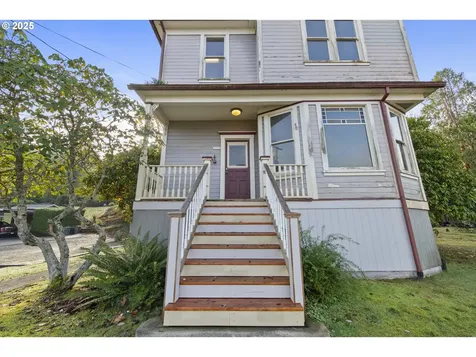 3393 Harrison Avenue Astoria OR 97103