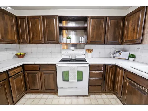 3393 Harrison Avenue Astoria OR 97103