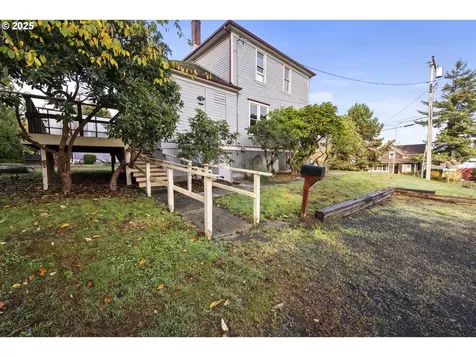 3393 Harrison Avenue Astoria OR 97103