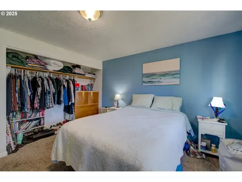 173 NW Cedar Avenue Warrenton OR 97146