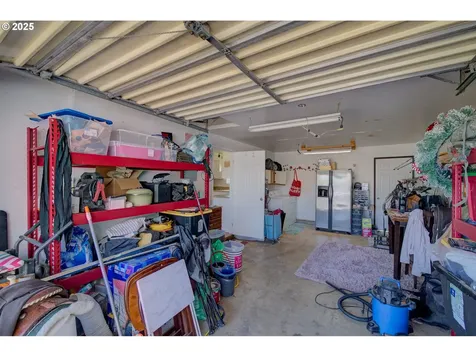 173 NW Cedar Avenue Warrenton OR 97146