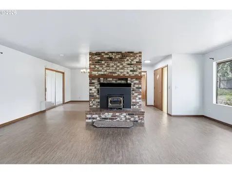 27688 S Highway 213 Mulino OR 97042