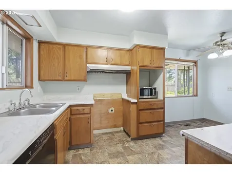 27688 S Highway 213 Mulino OR 97042