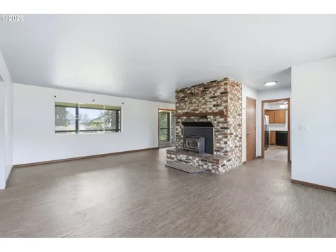 27688 S Highway 213 Mulino OR 97042