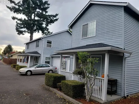 2236 SE 89th Avenue Portland OR 97216