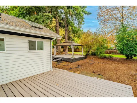 3760 SW 96th Avenue Portland OR 97225