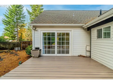 3760 SW 96th Avenue Portland OR 97225