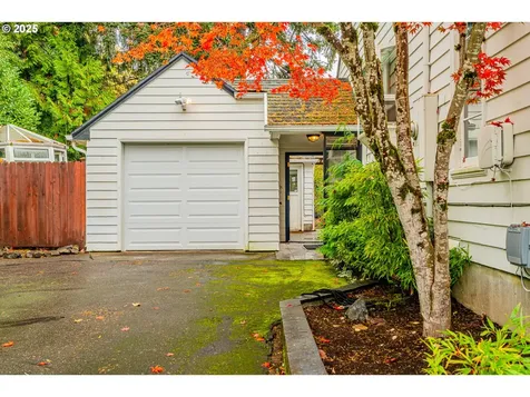 3760 SW 96th Avenue Portland OR 97225
