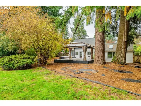 3760 SW 96th Avenue Portland OR 97225