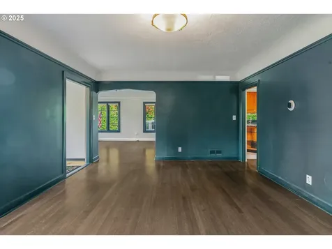 3760 SW 96th Avenue Portland OR 97225