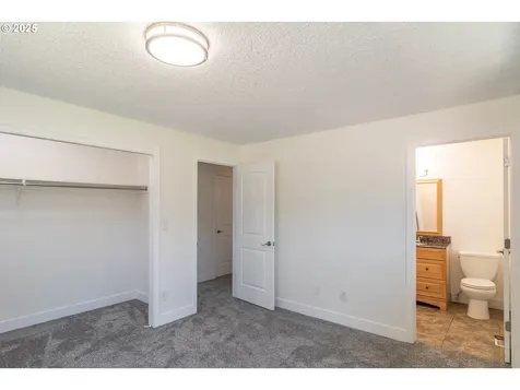 1595 NW Martin Avenue Roseburg OR 97471
