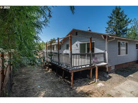 1595 NW Martin Avenue Roseburg OR 97471