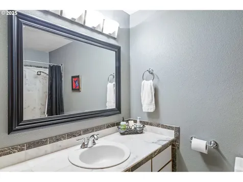 1307 Ogden Avenue Vancouver WA 98661